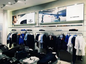 Retail digital signage in stores